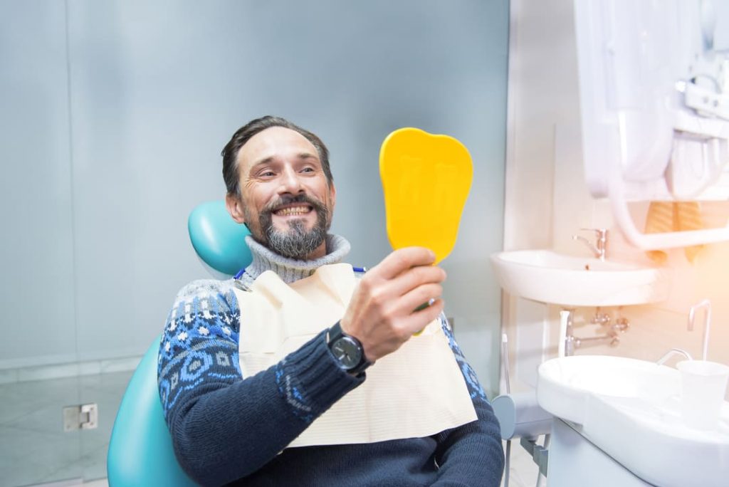 Come ricostruire i denti rotti